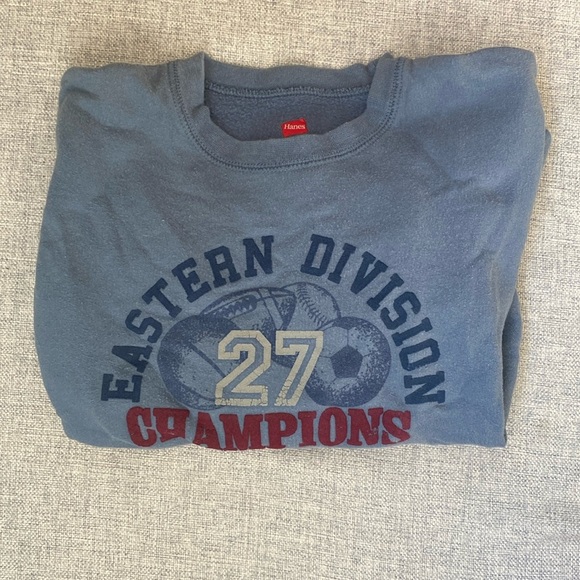 Hanes Other - Hanes Boys Sweatshirt